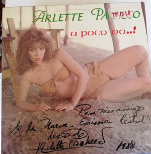 Arlette Pacheco - A Poco No Vinilo